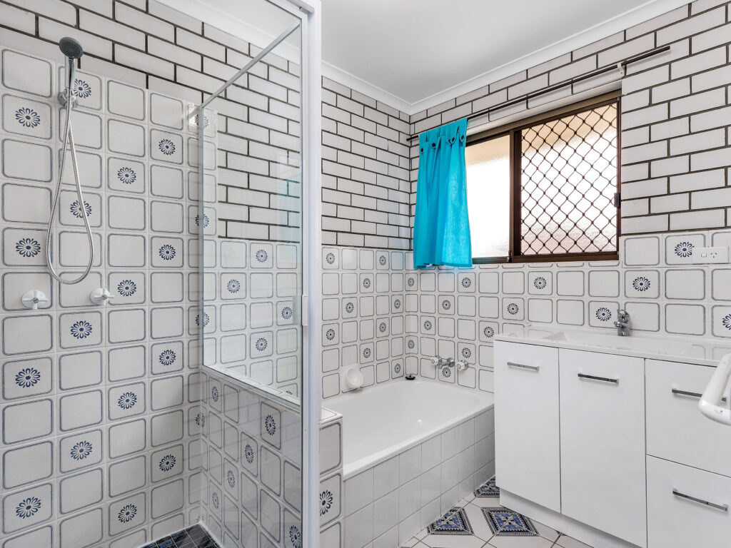 afab0121-0f99-467b-a08b-be53e10822e3