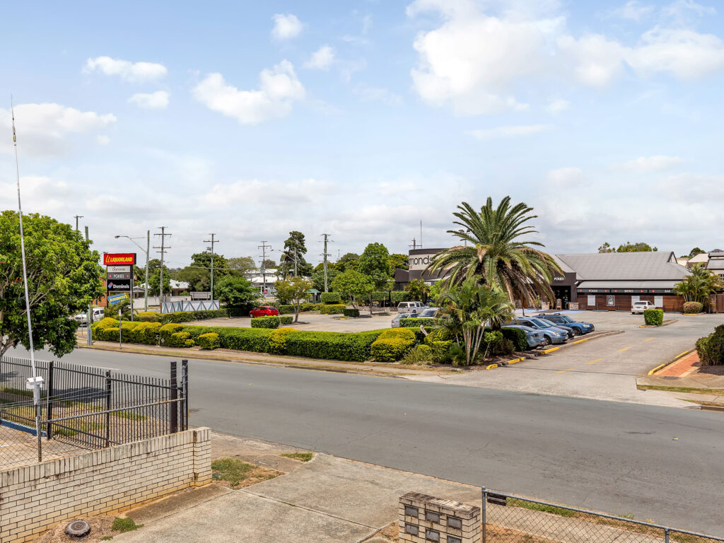 afab0121-338a-47ee-8031-5df4e3bb4939