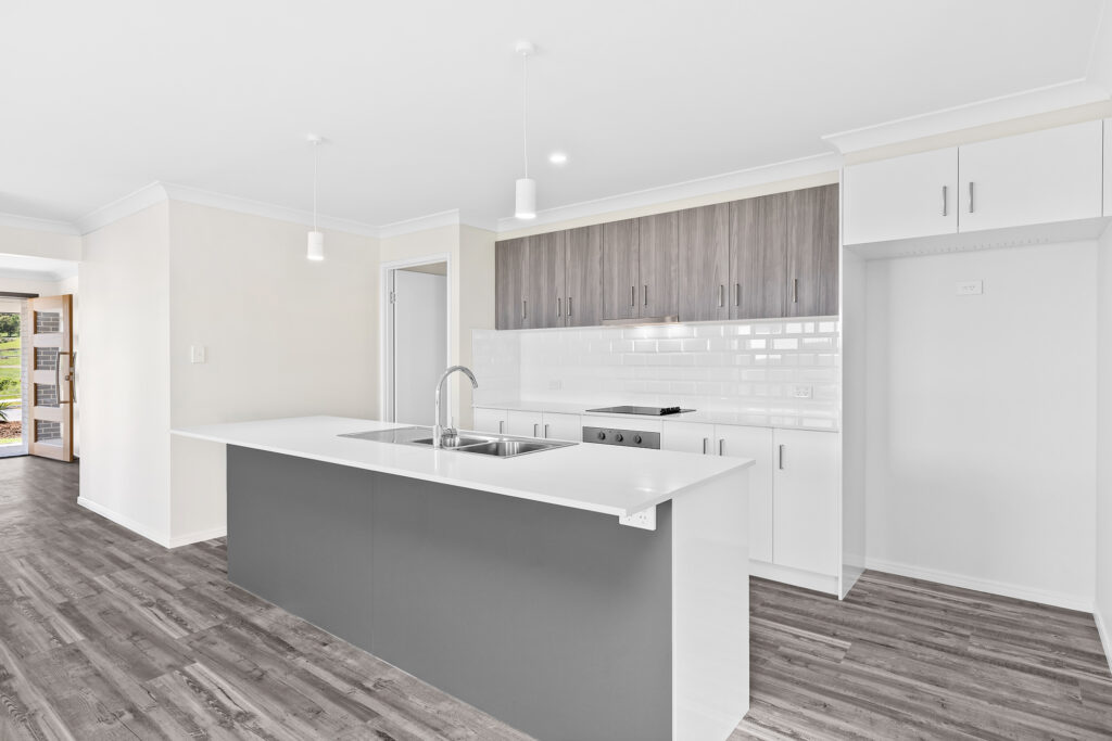 af4200d2-3f24-42fb-951b-36b26b928d14