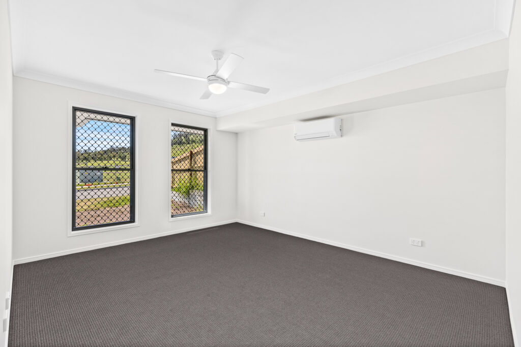 af4200d2-47c0-46e0-8897-5331425ca2dd