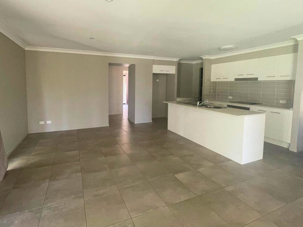 b2e80513-5e4e-4165-b695-81d243bf8c21