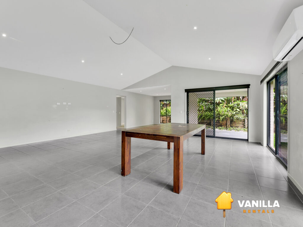 b3920015-cd74-4e86-bcc2-6434740b0537