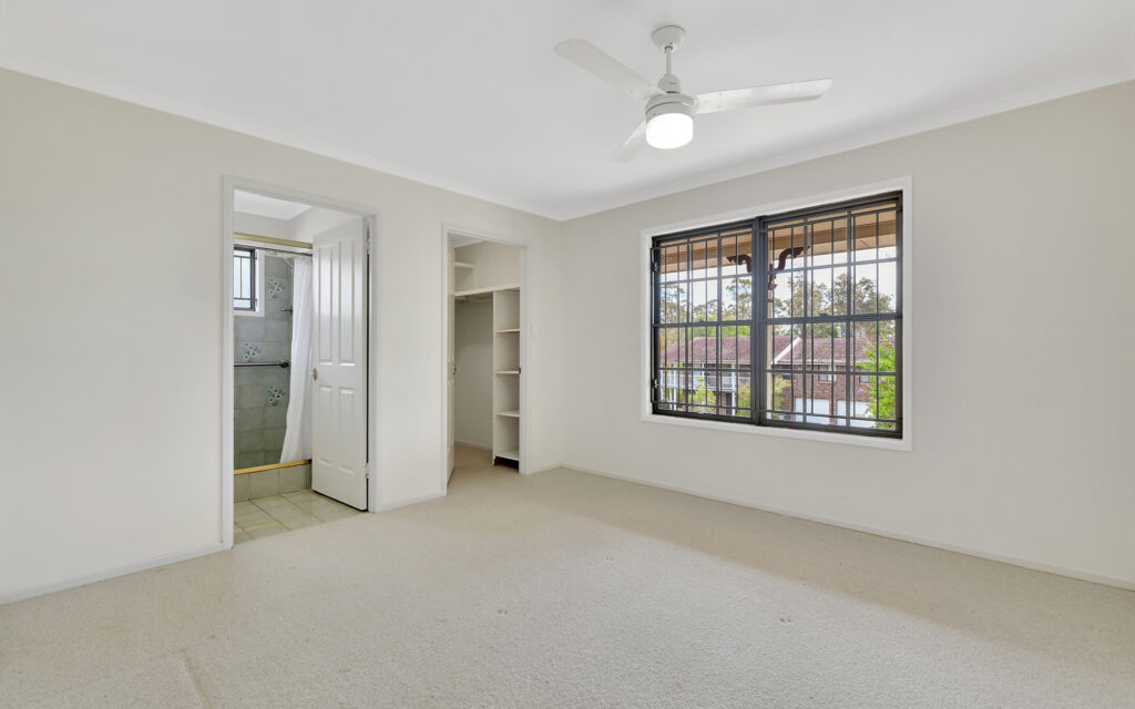 b39f0512-0e45-454b-ae32-583a71c867bc