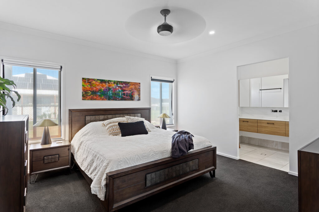 b39004ed-73c7-4fd3-9fc6-dca942c46753