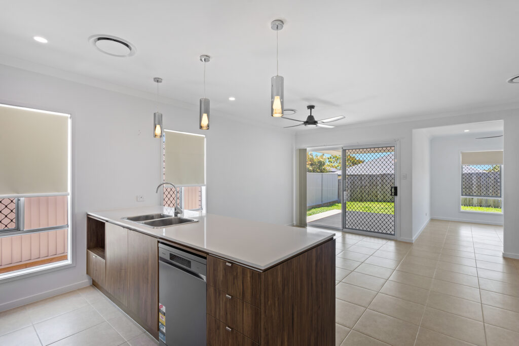 b3a700fc-5ce7-4767-8ef9-5c026b4bed6b