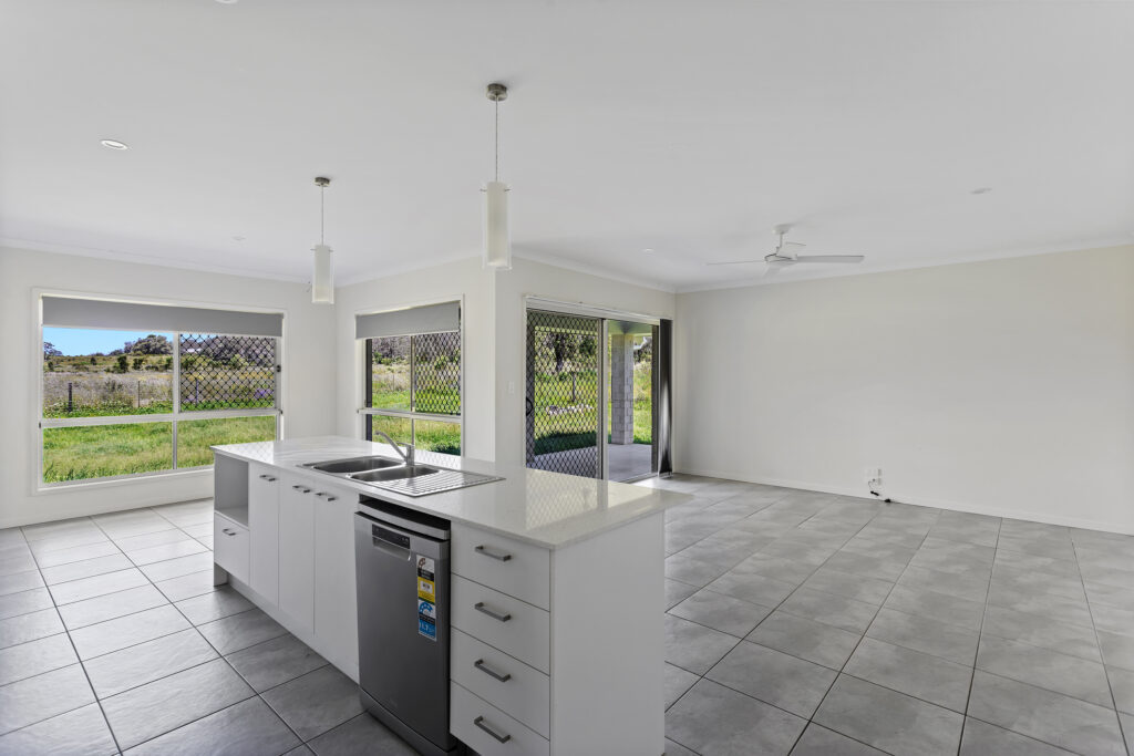 b3a70105-6b20-4fac-bad0-434eea6b9a7e