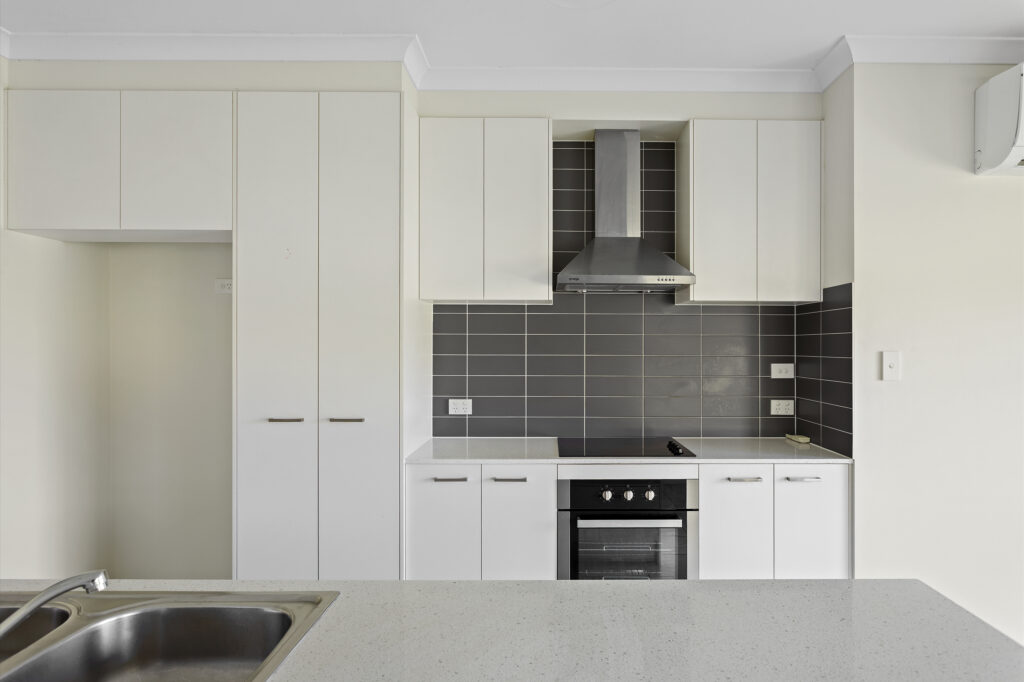 b3a70105-7895-4706-9600-7c8d62f62287