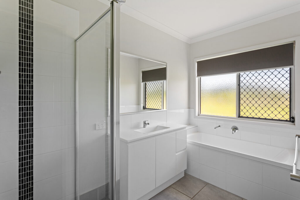 b3a70105-8d2f-4fbe-8adb-c784886eaccc