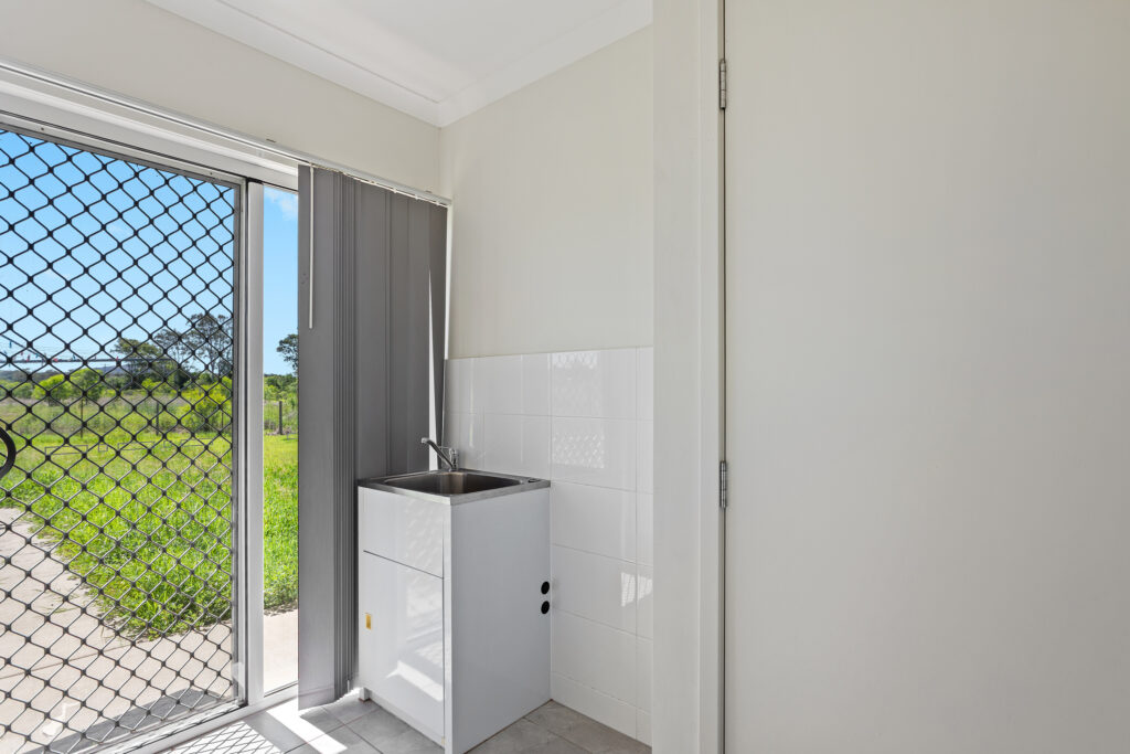 b3a70105-98fd-4775-83ea-7c2ae3571b20