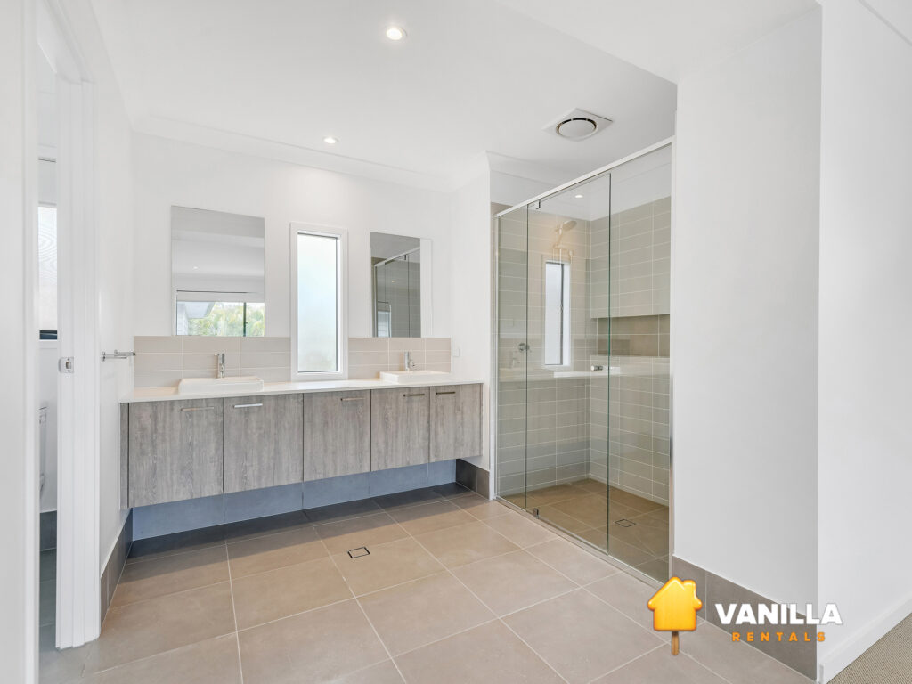 b1fb0513-6f36-4edb-a14b-1c45cbb901a2