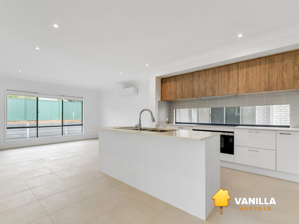 b1fb0513-91bb-45ab-865e-85bbf4794158