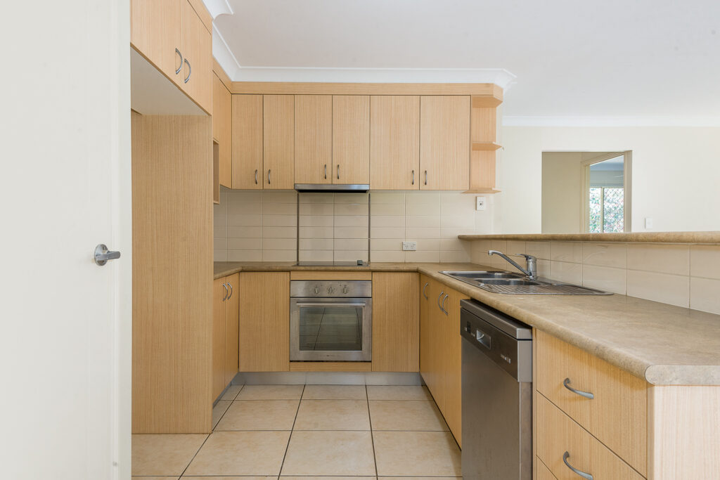 b2d10242-88af-43a8-873c-7afbc5e21d98