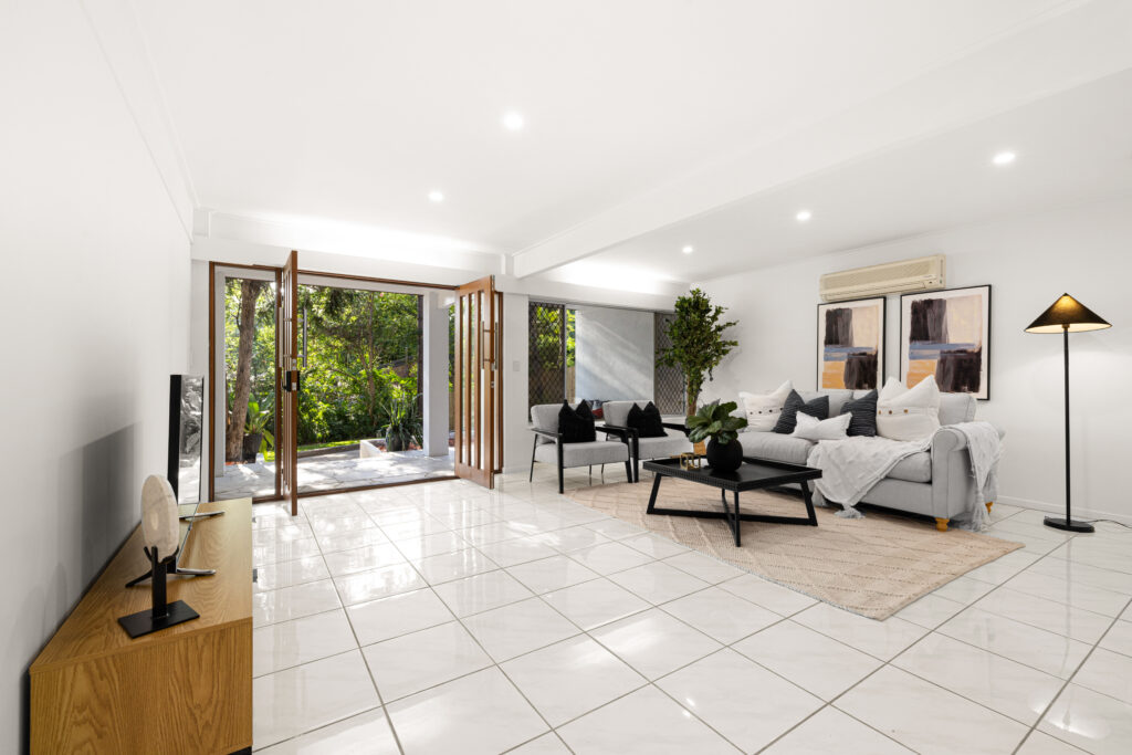 b3e000b1-f245-47e8-ae68-0ea89cb7ee06