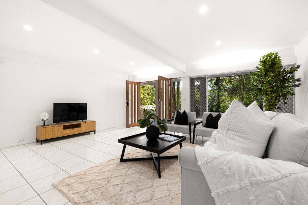 b3e000b1-f696-402e-a741-f0ef2a89bae3