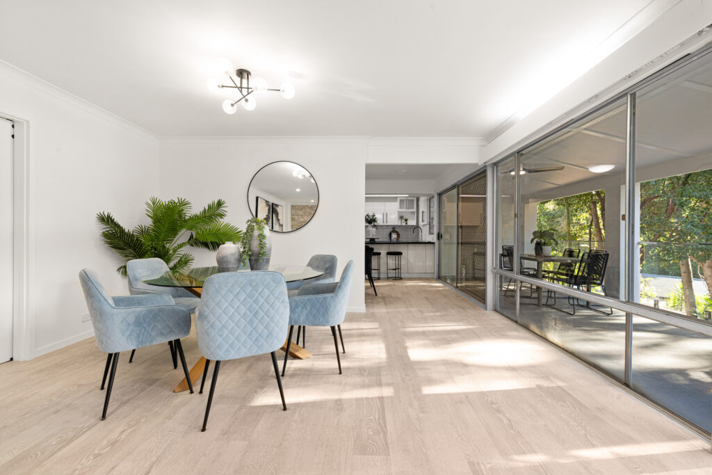 b3e000b2-0639-4c3e-a998-b11b28639e4b