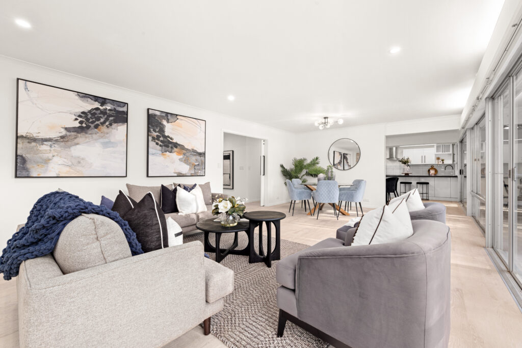 b3e000b2-1b5e-4012-8eeb-a2b82ffb7a53