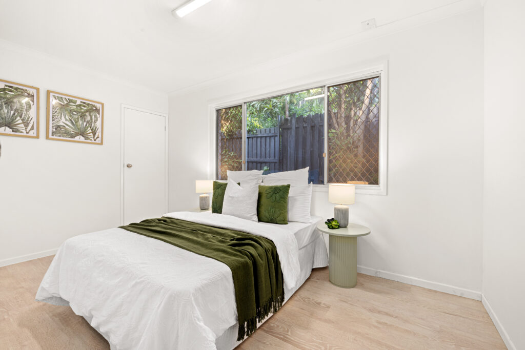 b3e000b2-1ee3-43bb-b5e8-26b797930681