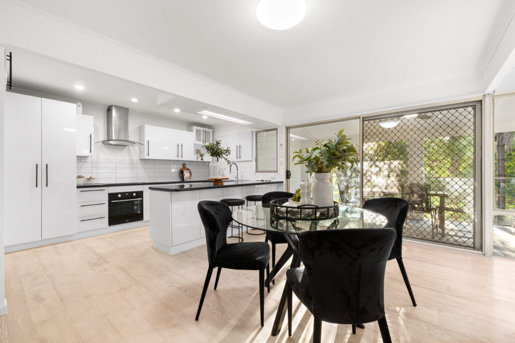 b3e000b2-3674-419b-8936-fd0473ed9101