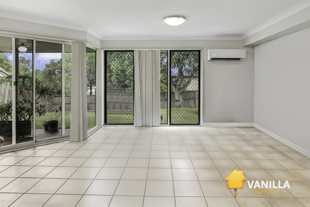 b3e104cb-9389-4251-acc9-1c9ff1305bab