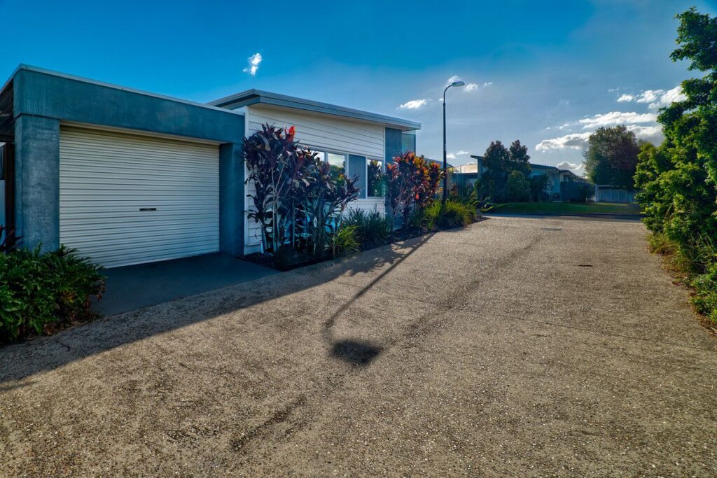 b2d104ab-219e-41de-977b-e4fffbae253e