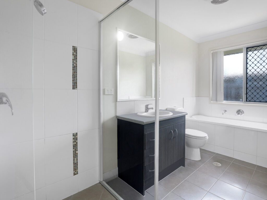 b3e50501-b7d4-4061-9d25-bb91dcf398a2