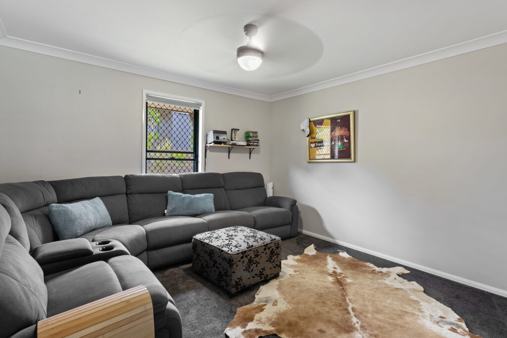 b3e600e9-7eea-44f6-bd05-627289a879d2