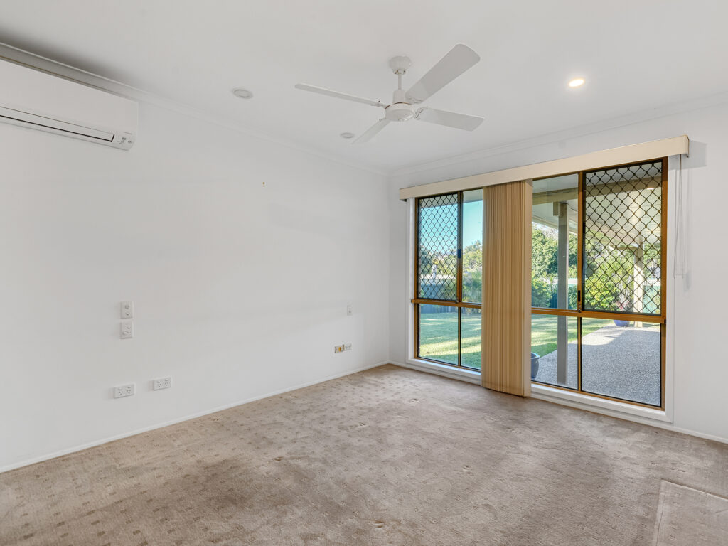 b196012f-e98f-4b9d-9b3e-d88c3f48e08e