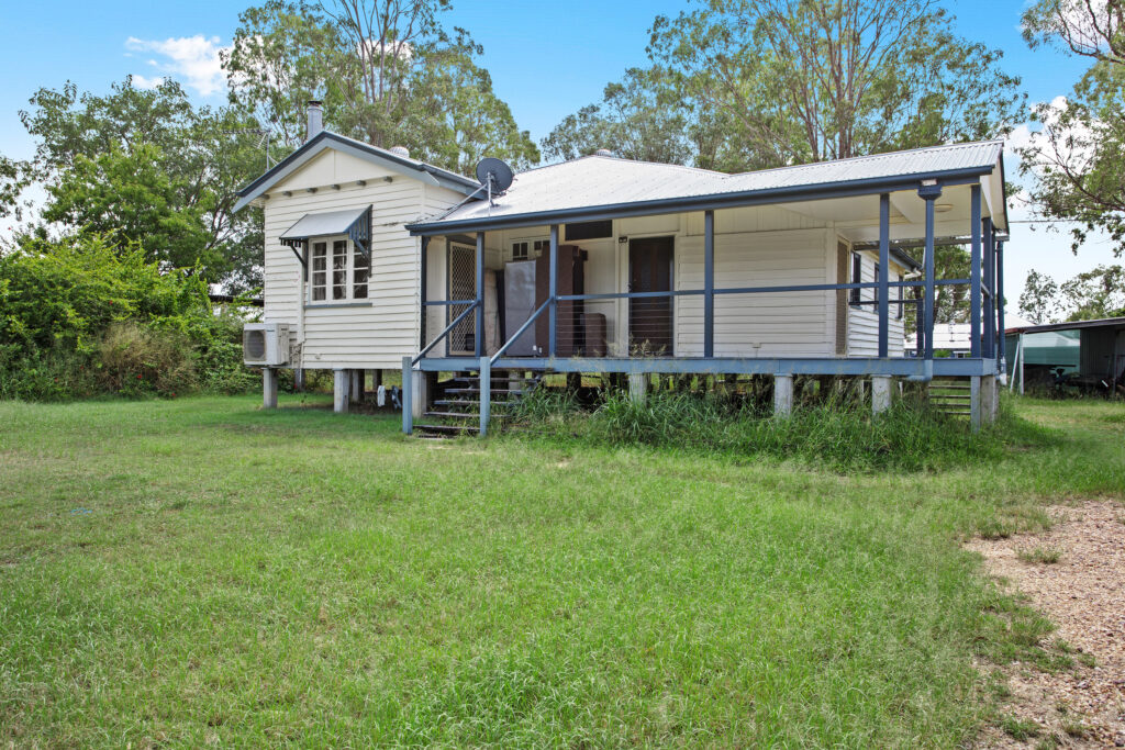 b418015d-805e-425a-ad1e-2e8d3950a64f