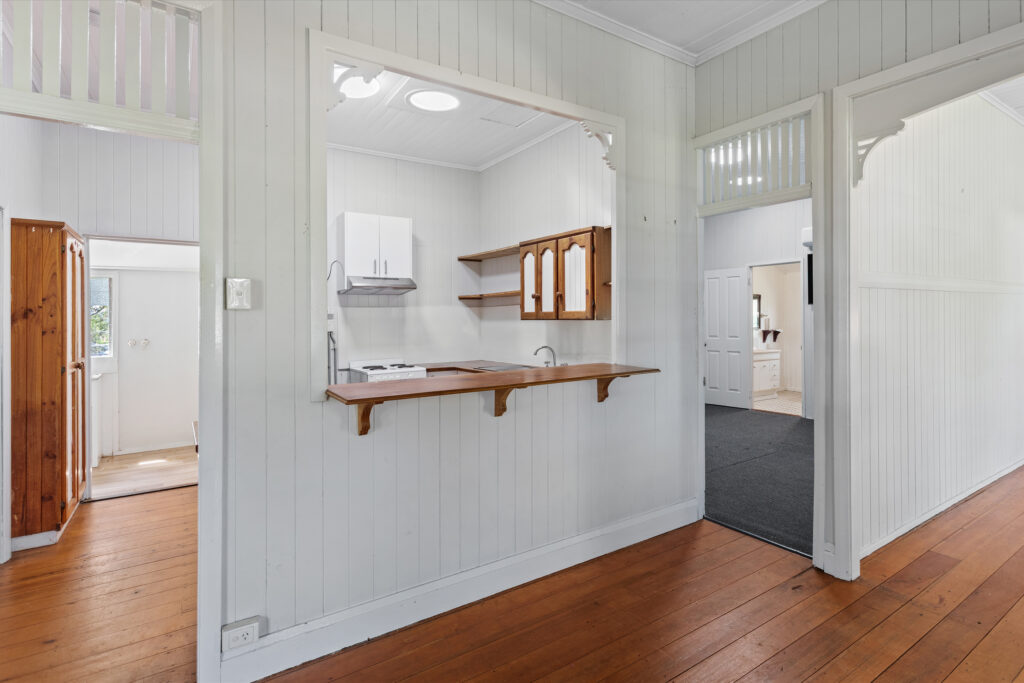 b418015d-8e36-421e-b4d8-89bf56d00b97