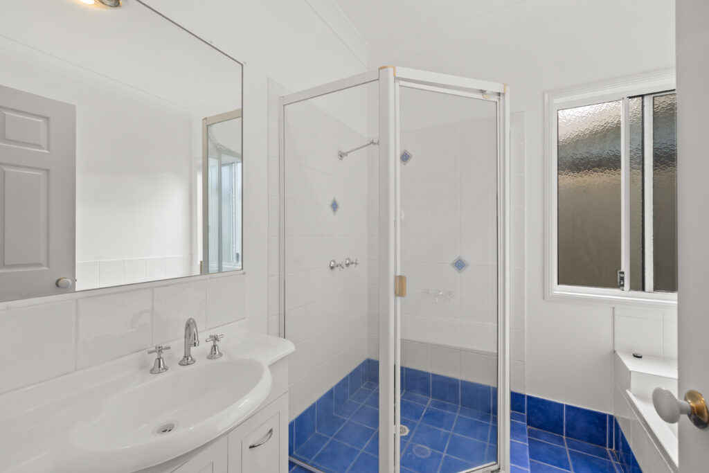 b41f0500-0072-40d8-b4f4-074caa319c71